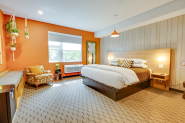 The Grove Motel